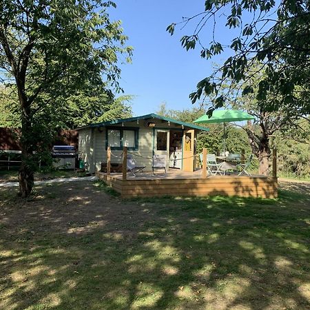 Truly Kentish Holiday Lets Teynham Exterior foto